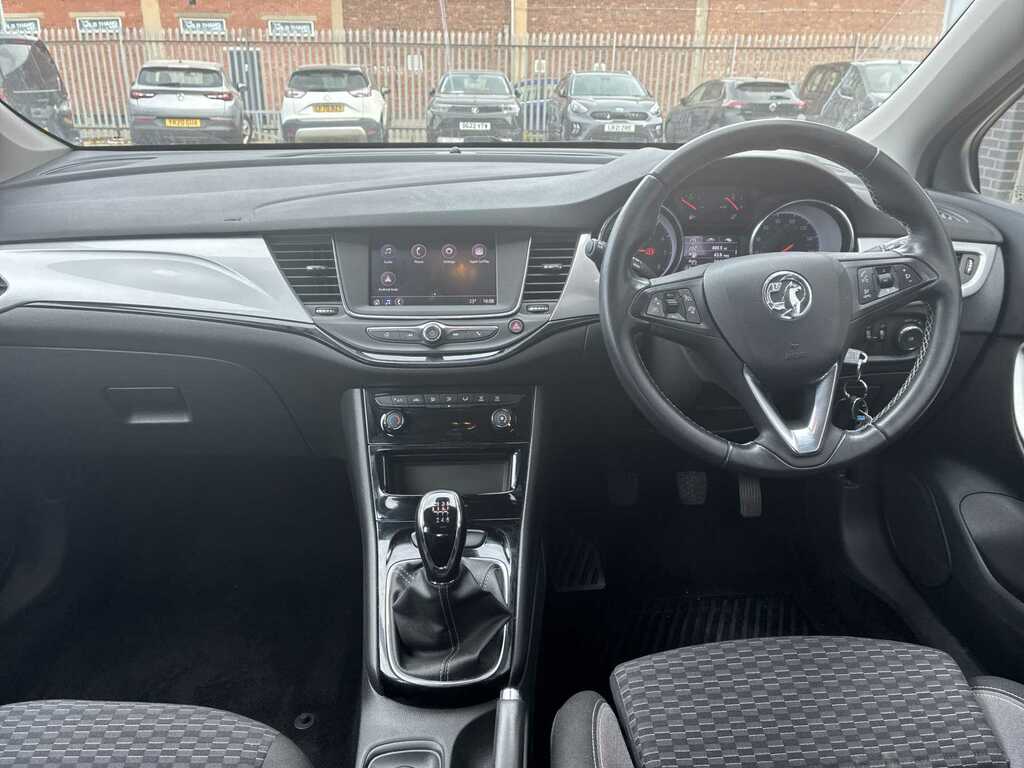 Vauxhall Astra 1.2 Turbo Se Estate Silver #8