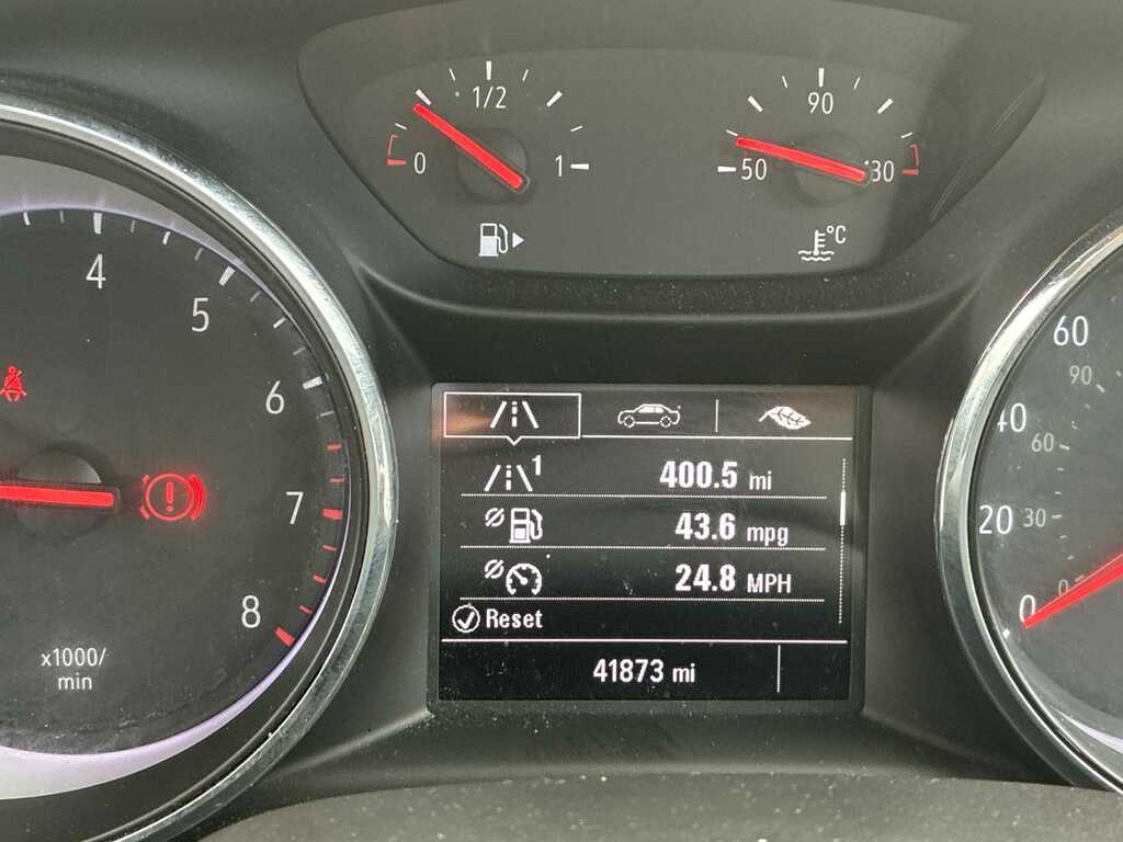 Vauxhall Astra 1.2 Turbo Se Estate Silver #9