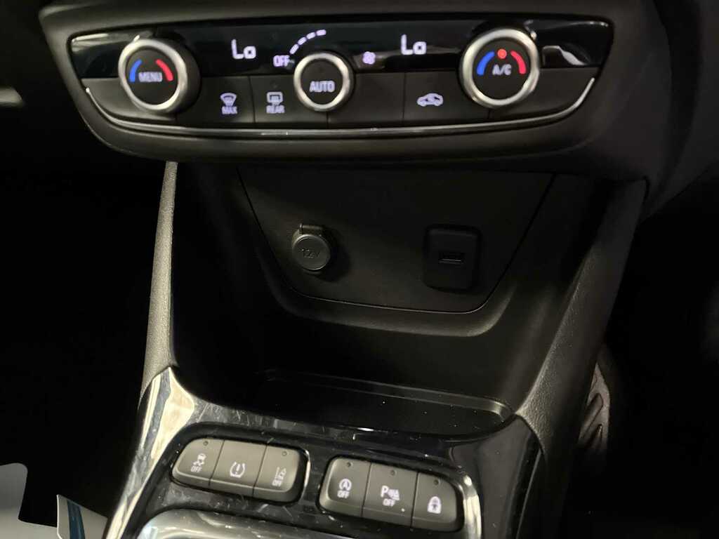 Vauxhall Crossland X 1.2T 130 Tech Line Nav Start Stop Black #11