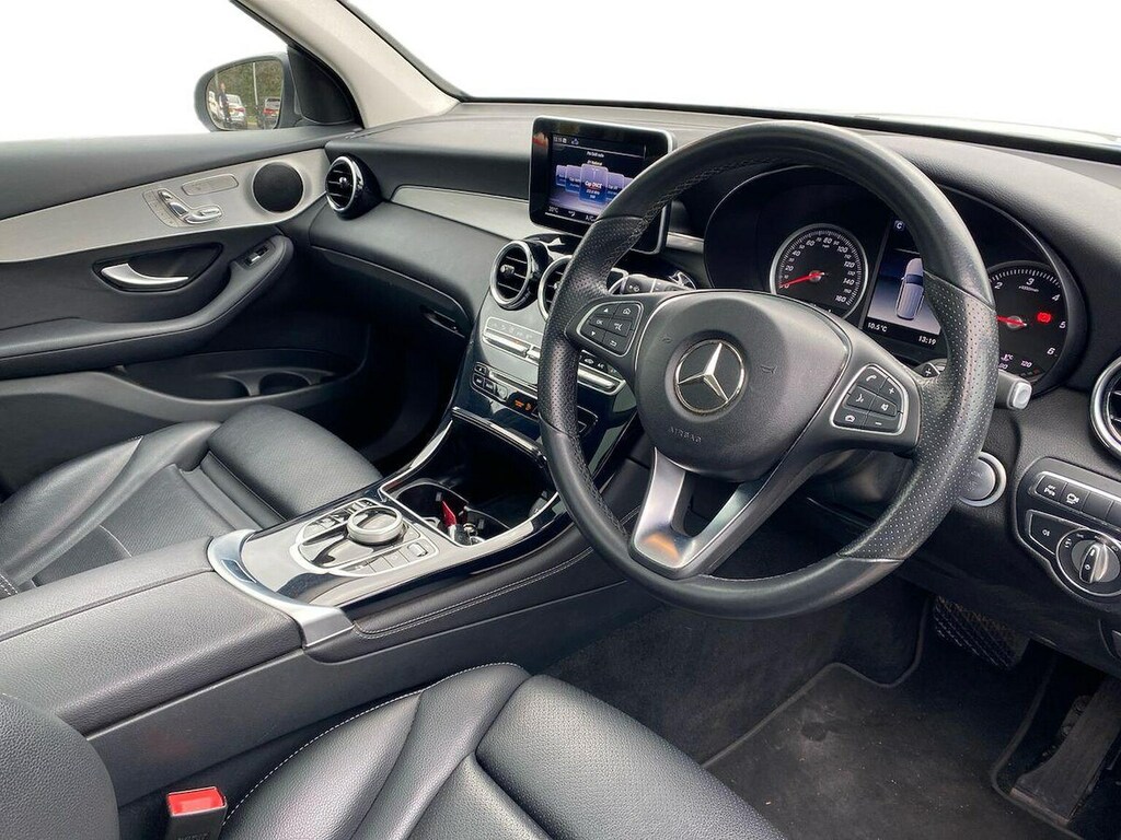 Mercedes-Benz GLC Class 2.1 Glc 220 D 4Matic Amg Line Premium 168 Bhp Black #15