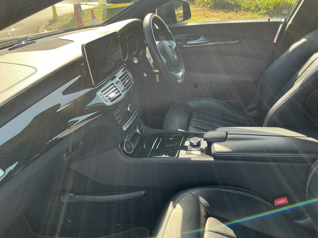 Mercedes-Benz CLS Cls350 D Amg Line Premium Plus Red #39