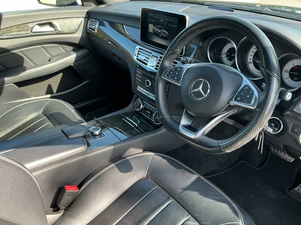 Mercedes-Benz CLS Cls350 D Amg Line Premium Plus Red #8