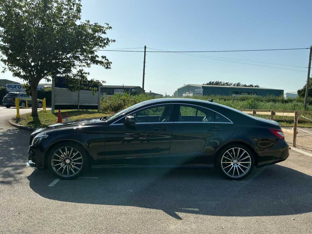 Mercedes-Benz CLS Cls350 D Amg Line Premium Plus Red #7