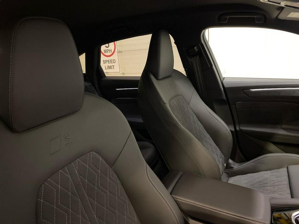 Audi A6 Saloon 2.0 Tdi Launch Edition Saloon S Tronic  #14
