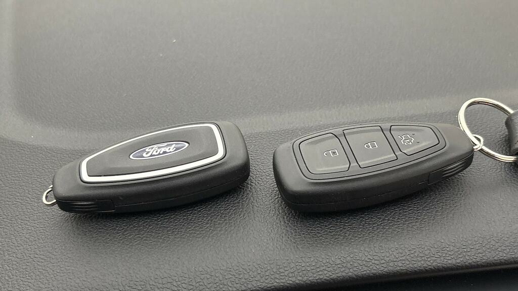 Ford Kuga 2.5 Fhev St-line X Cvt Grey #27