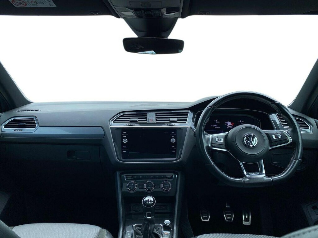 Volkswagen Tiguan Suv Black #8