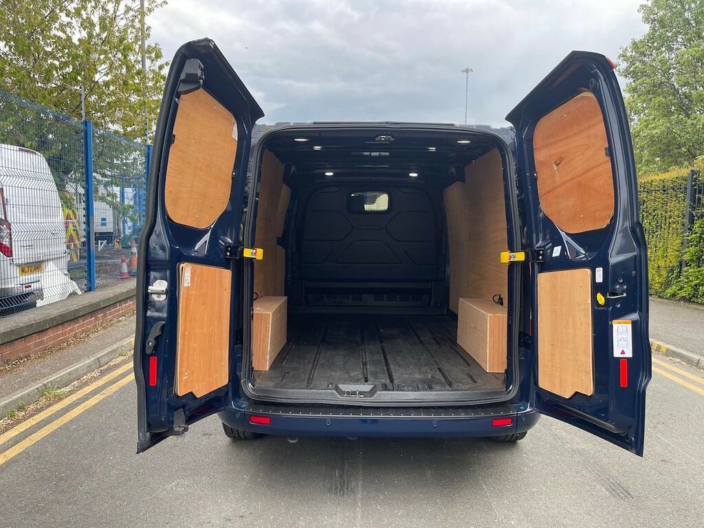 Ford Transit Custom Transit Custom Sport Van 320 L2 2.0 185Ps Fwd 6 Sp #6
