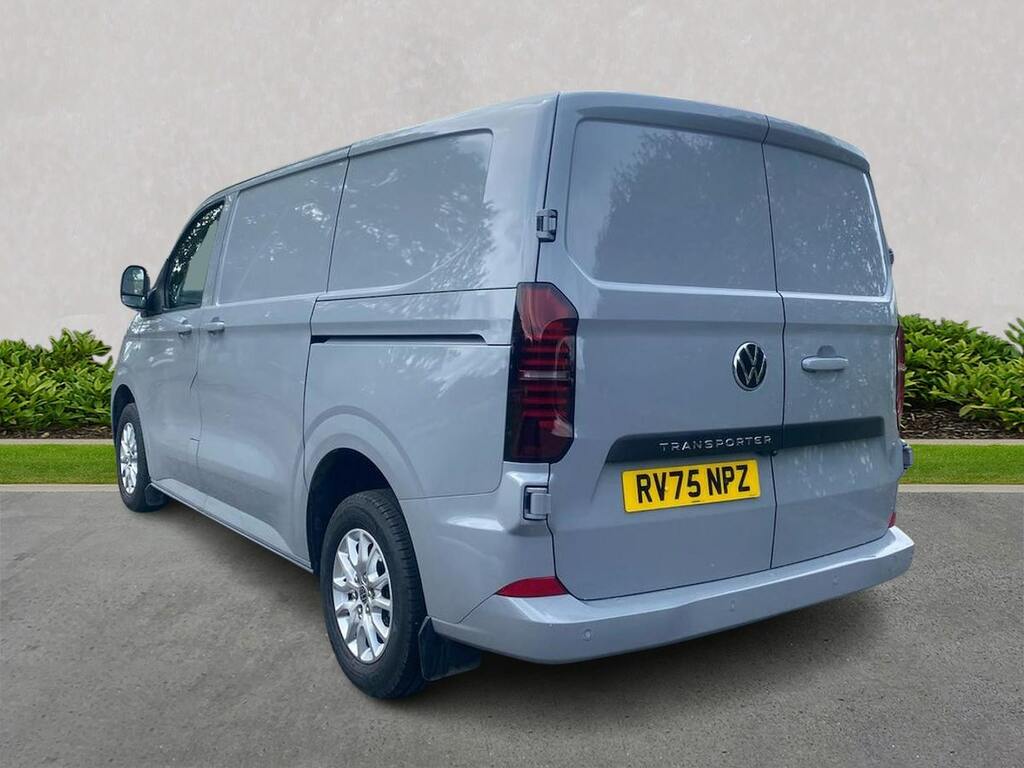 Volkswagen Transporter 2.0 Tdi T28 Commerce Pro Panel Van Manu RV75NPZ #2