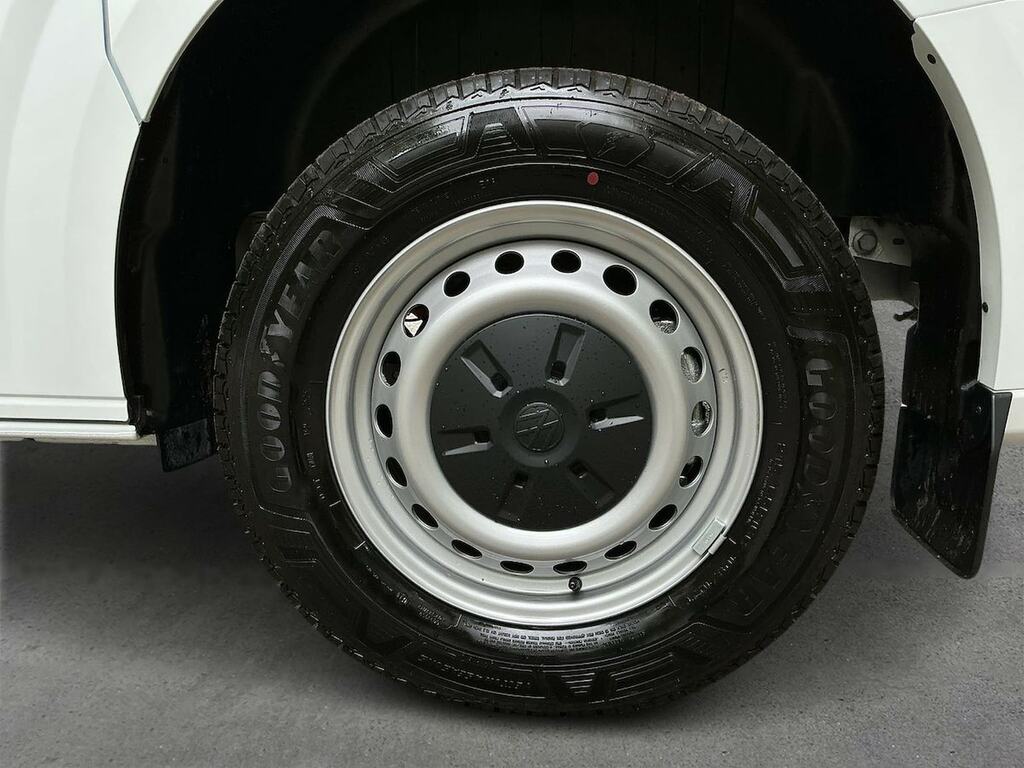 Volkswagen E-Transporter 100Kw 65Kwh Commerce Plus Van RV75UUD  #6
