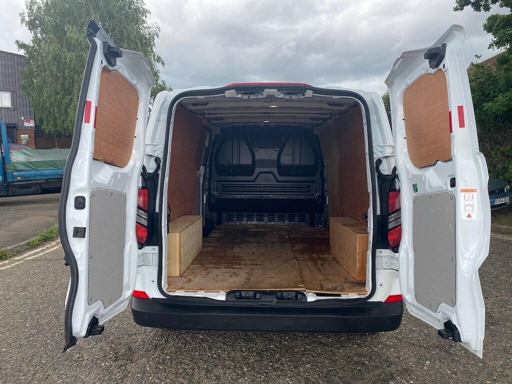 Ford Transit Custom Transit 2.0Dm Custom 300 Trend Panel Van FH73RKA #6