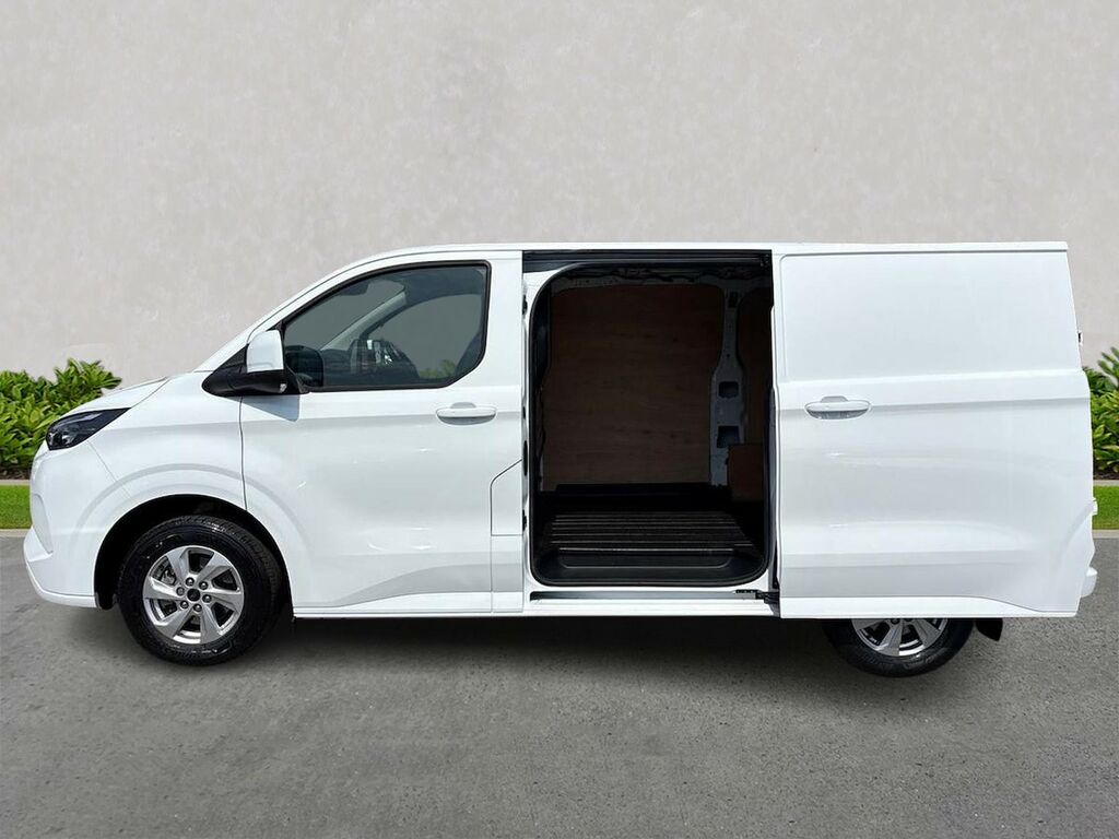 Ford Transit Custom 320 65Kwh Limited Panel Van L1 H YM74FRV #3