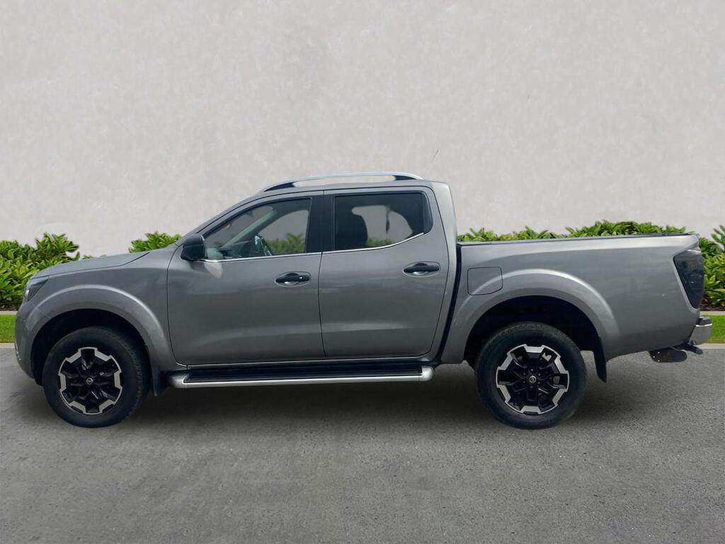Nissan Navara 2.3 Dci Tekna Pickup Double Cab #3