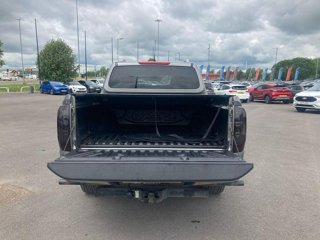 Nissan Navara 2.3 Dci Tekna Pickup Double Cab #6