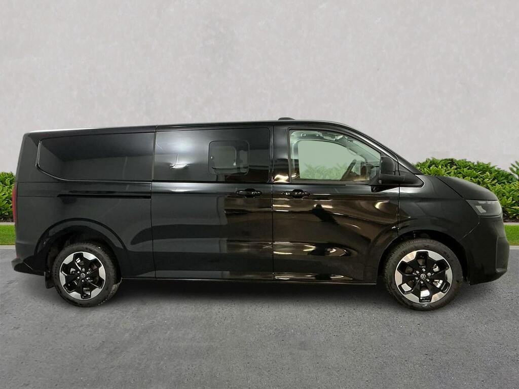 Volkswagen E-Transporter 100Kw 65Kwh Commerce Pro Kombi Van #3