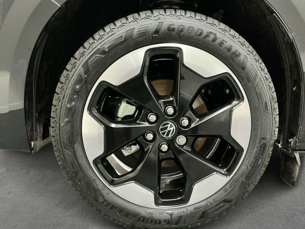 Volkswagen E-Transporter 100Kw 65Kwh Commerce Pro Kombi Van #6