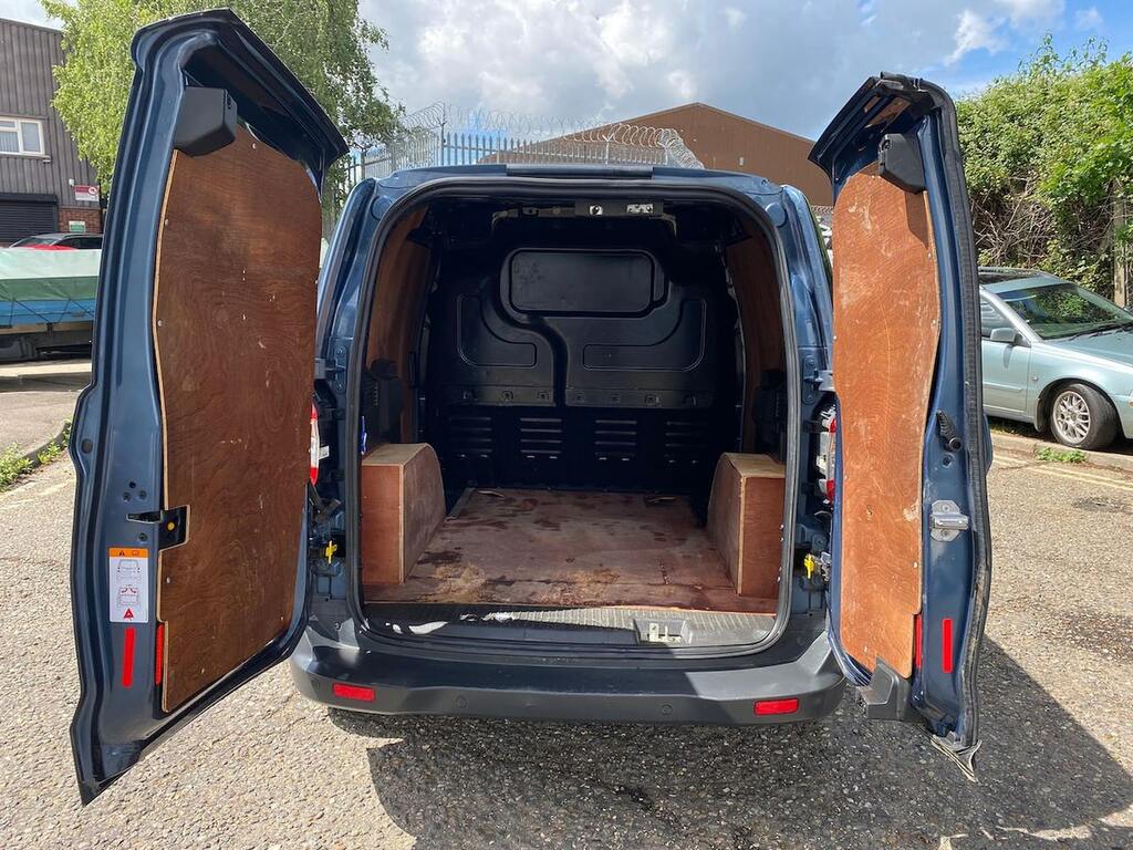 Ford Transit Courier 1.0 Ecoboost Trend Van 6 Speed  #6