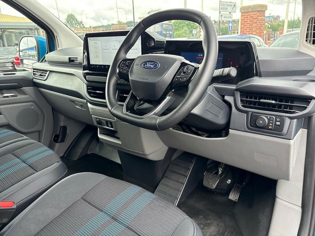 Ford Transit Custom Leader White #16
