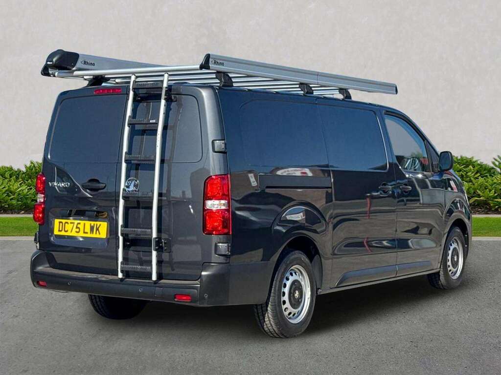 Vauxhall Vivaro Prime White #16