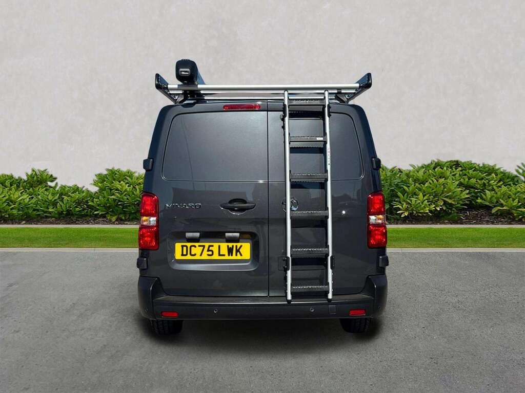 Vauxhall Vivaro 2.0 Turbo D 145 Prime H1 Van #4