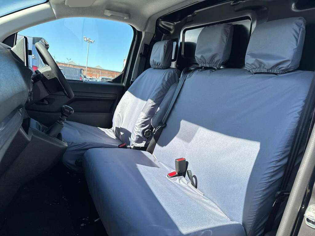 Vauxhall Vivaro Prime White #14