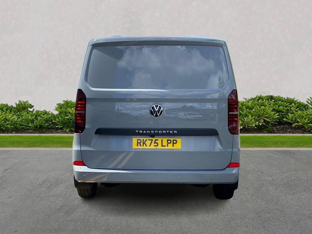 Volkswagen Transporter T32 Commerce Plus Swb 150 Ps 2.0 Tdi 8Sp Grey #7