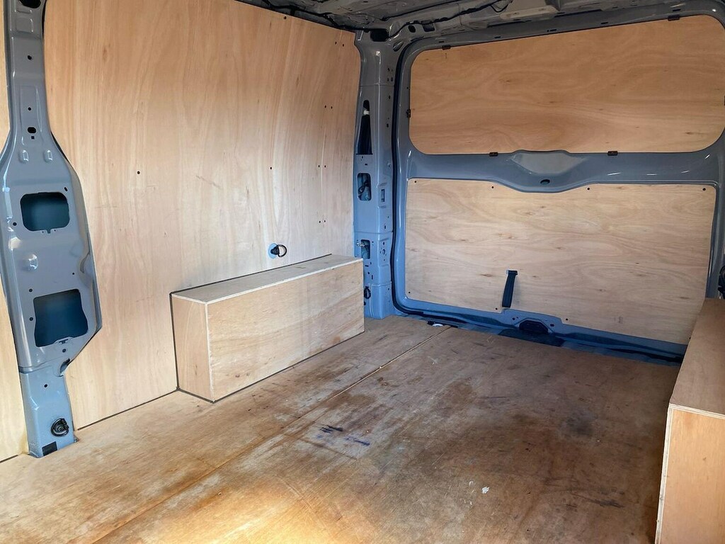 Volkswagen Transporter T32 Commerce Plus Swb 150 Ps 2.0 Tdi 8Sp Grey #10
