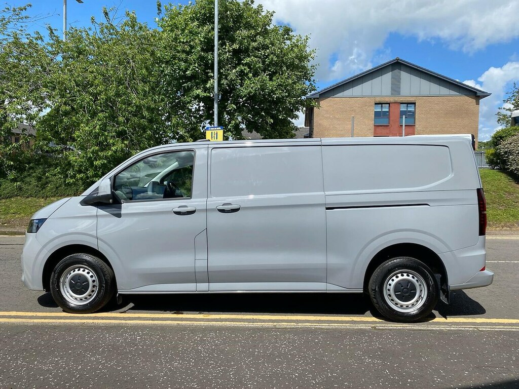 Volkswagen Transporter T32 Commerce Plus Swb 150 Ps 2.0 Tdi 8Sp Grey #24