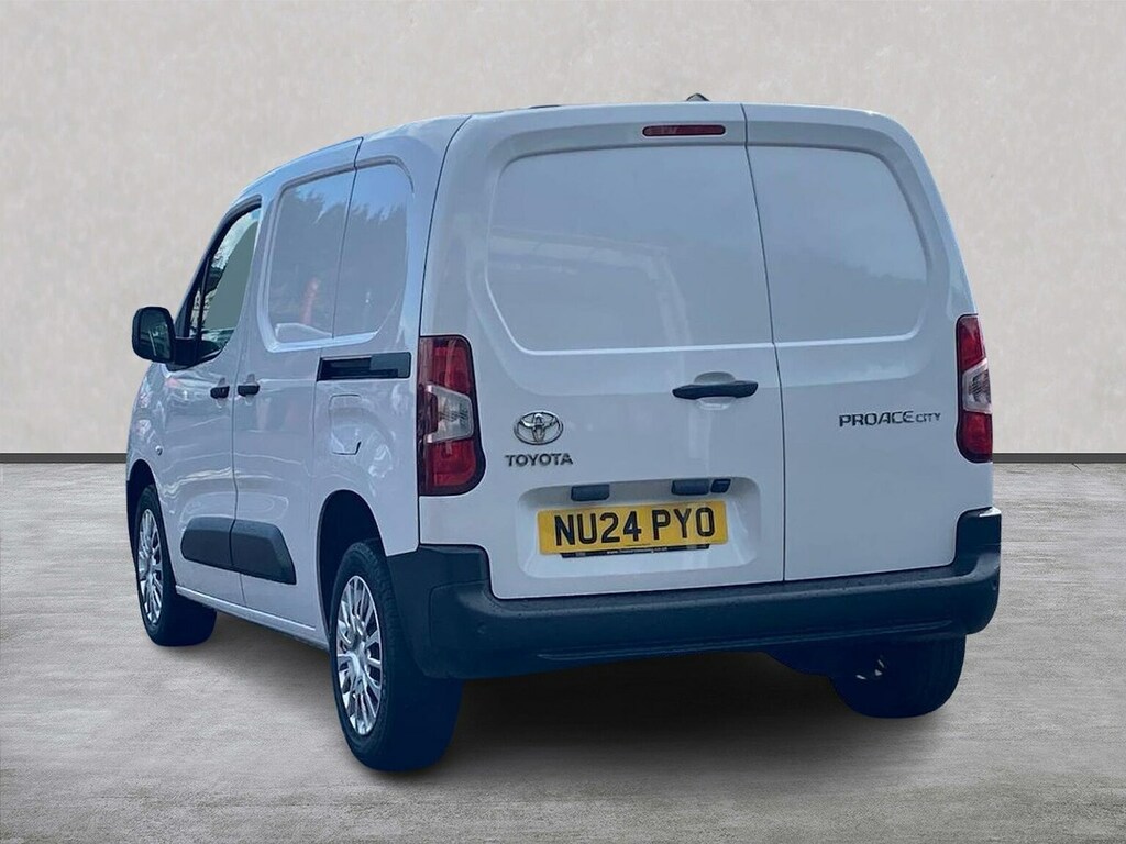 Toyota Proace City 1.5 Bluehdi Icon Short Panel Van  #2