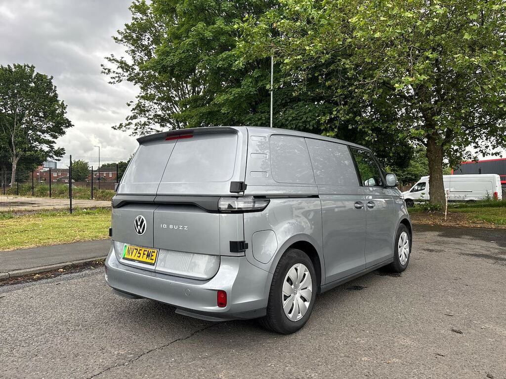 Volkswagen ID.Buzz Style Swb 204 Ps 77 Kwh Pro - A #18