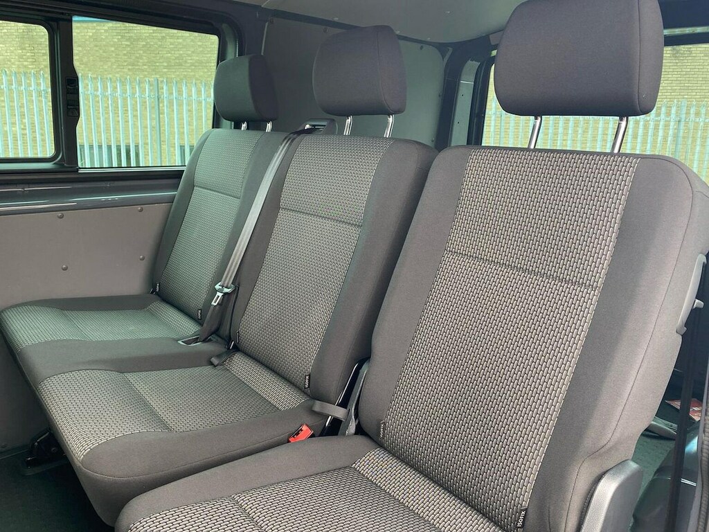 Volkswagen Transporter 2L Startline White #16
