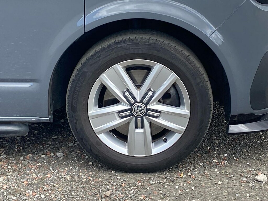 Volkswagen Transporter 2.0 Tdi 150 Highline Kombi Van  #6