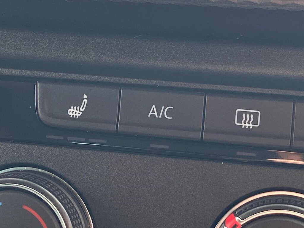 Volkswagen Transporter 2L Startline White #34