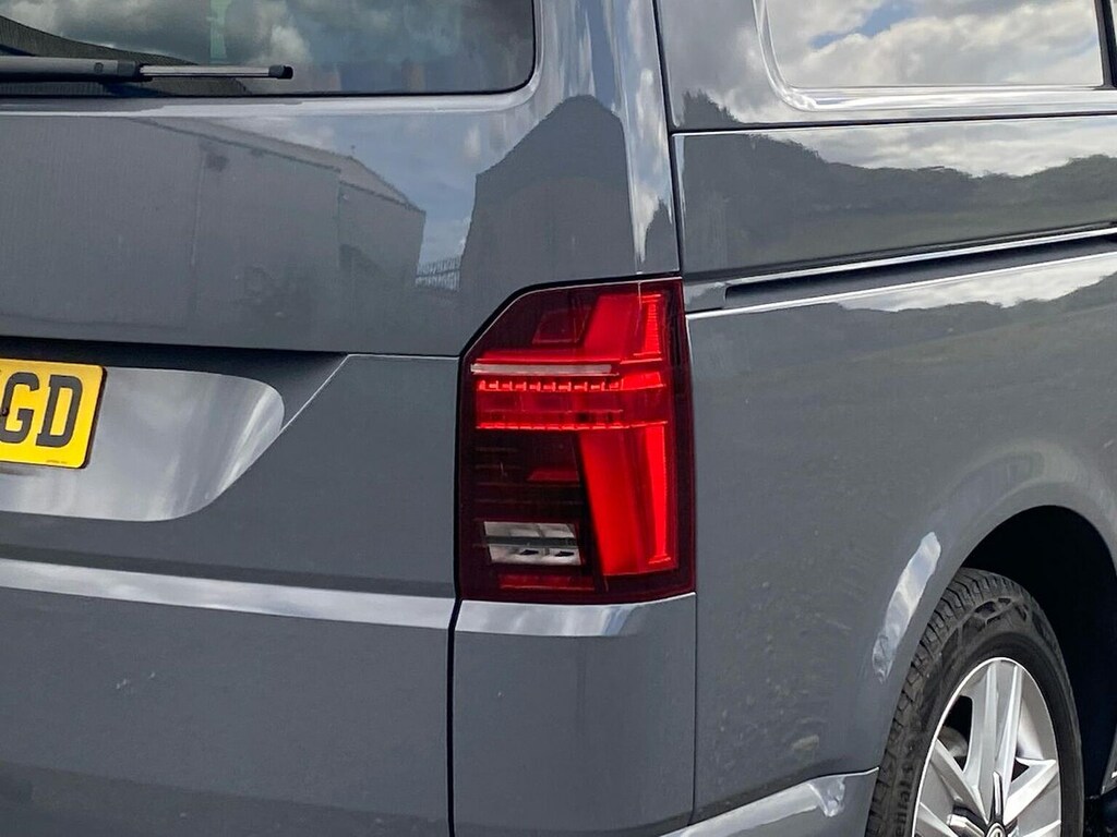 Volkswagen Transporter 2L Startline White #25