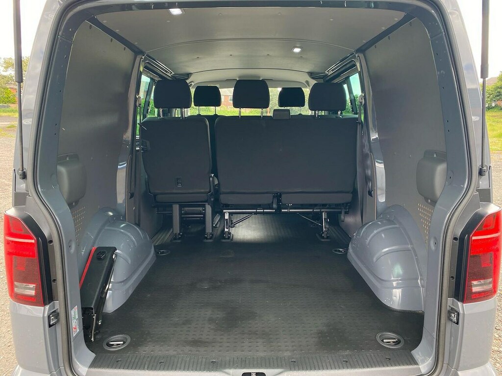 Volkswagen Transporter 2L Startline White #17