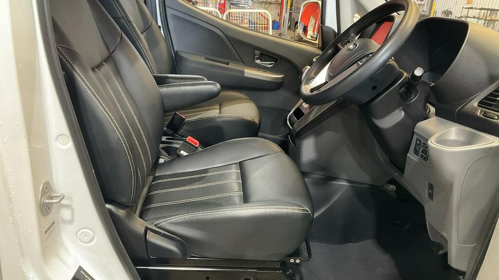 Byd Atto 3 Comfort White #11
