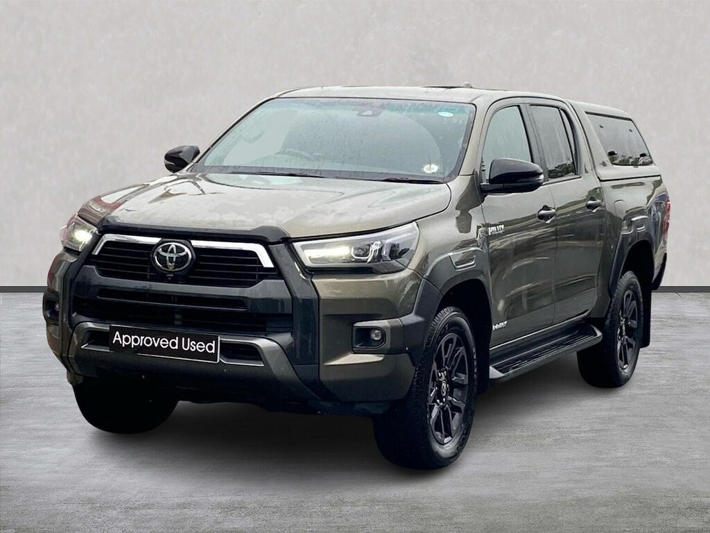 Toyota HILUX Active White #20