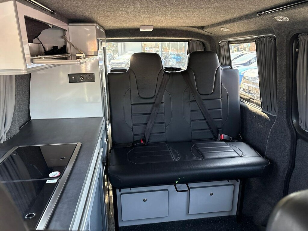 Volkswagen Transporter Mpv Red #31