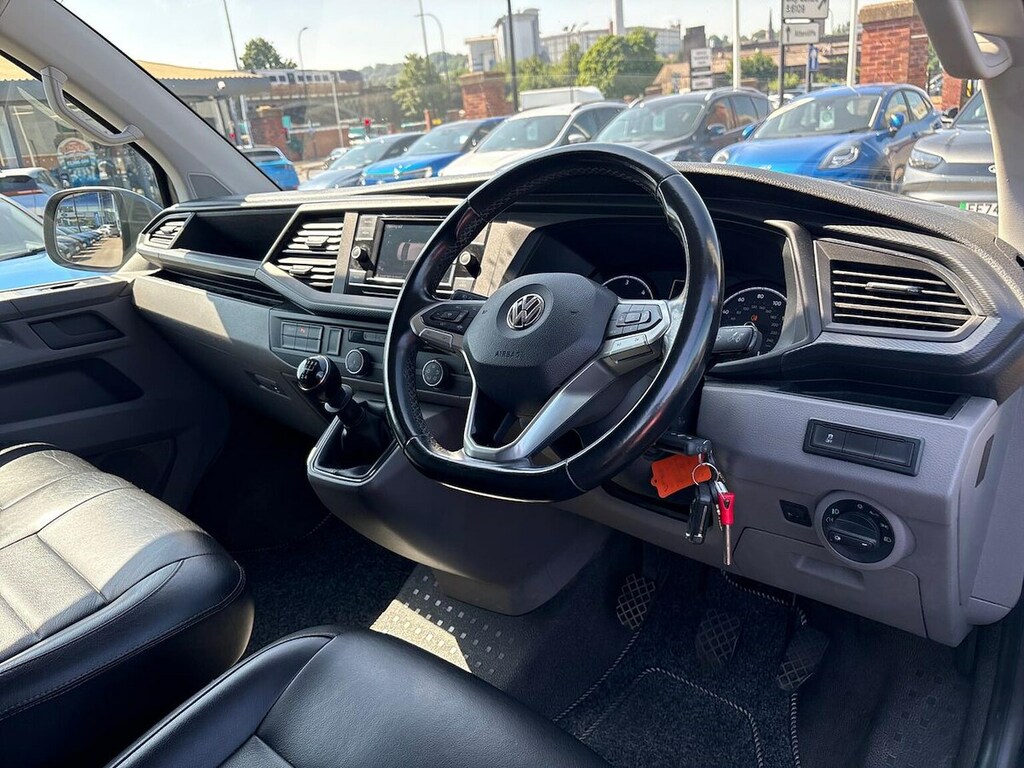 Volkswagen Transporter Mpv Red #15