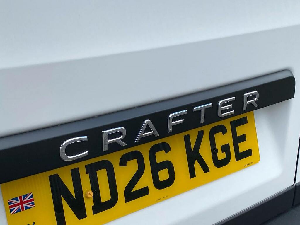 Volkswagen Crafter Cr35 Panel Van Commerce Plus Mwb 163 Ps 2.0 Tdi 8S Grey #24