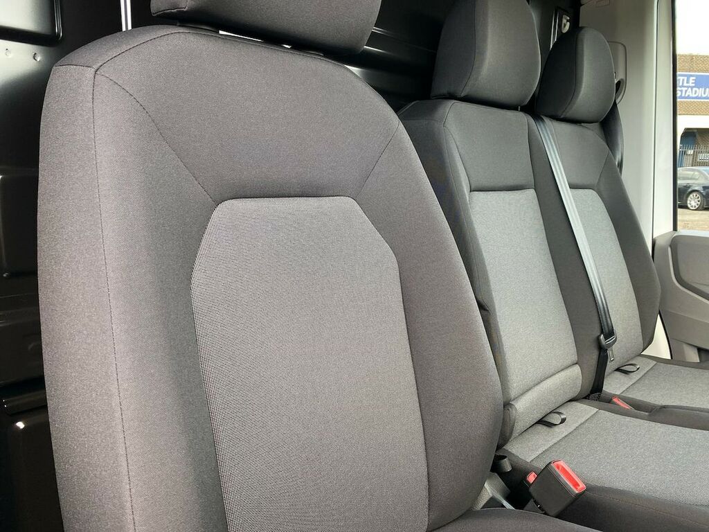Volkswagen Crafter Cr35 Panel Van Commerce Plus Mwb 163 Ps 2.0 Tdi 8S Grey #20