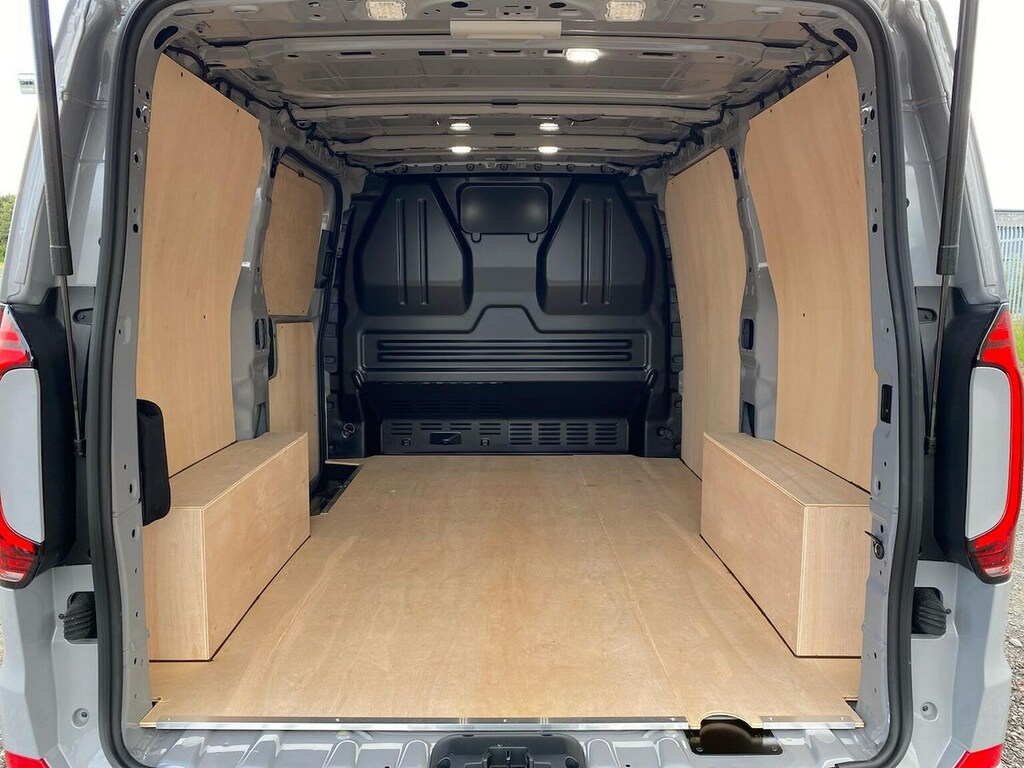 Volkswagen E-Transporter 160Kw 65Kwh Commerce Pro Kombi Van Grey #9