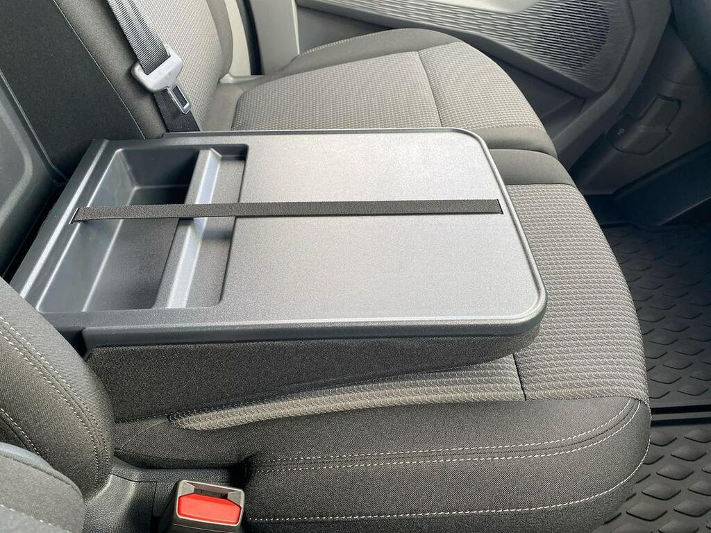 Volkswagen E-Transporter 160Kw 65Kwh Commerce Pro Kombi Van Grey #38