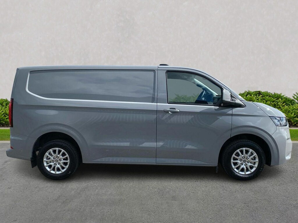 Volkswagen E-Transporter 100Kw 65Kwh Commerce Pro Van  #4