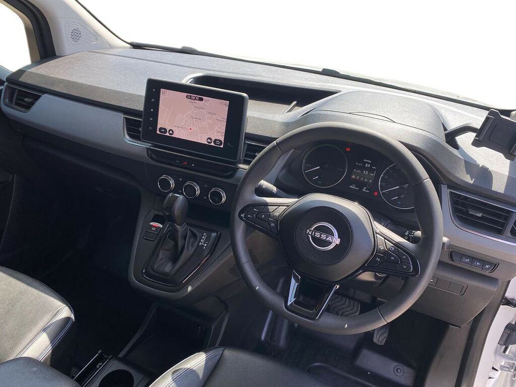Nissan TOWNSTAR Acenta White #9