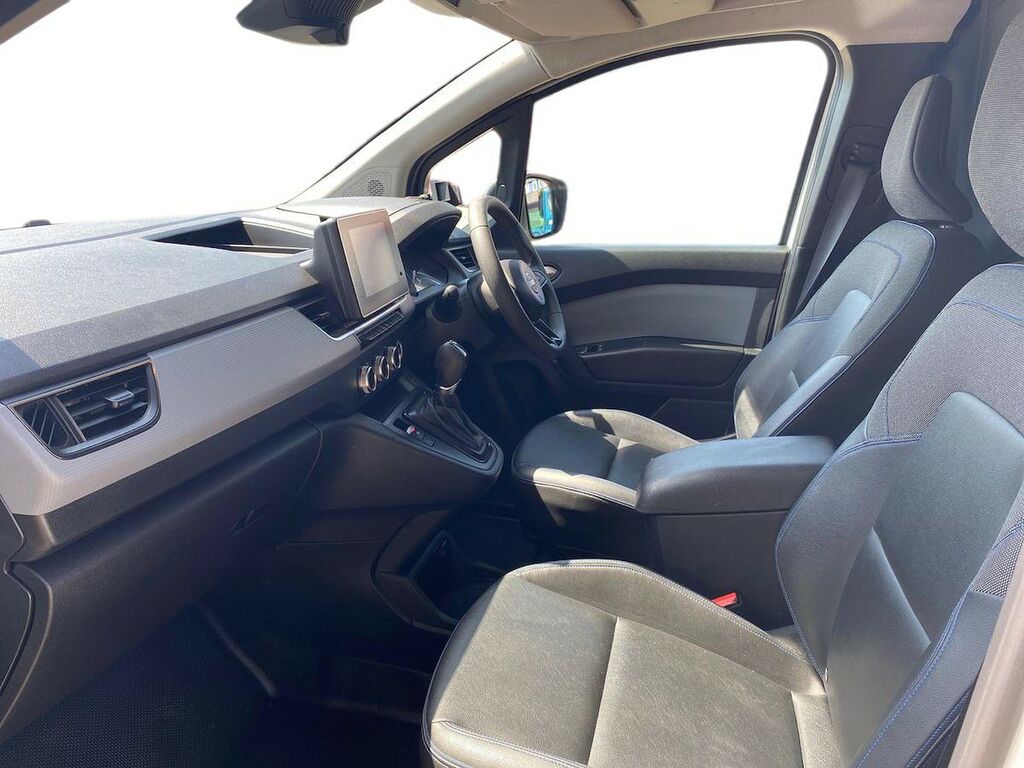 Nissan TOWNSTAR Acenta White #8
