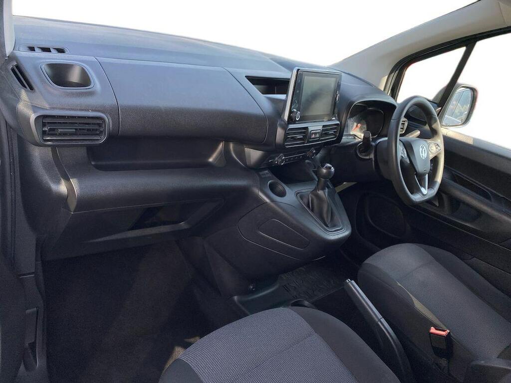 Vauxhall Combo 1.5 Turbo D 2300 Sportive L2 H1 Euro 6 Ss White #7