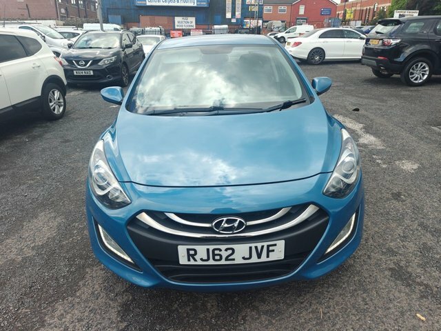 Hyundai I30 1.6 Crdi Active Hatchback Euro 5 Blue #3