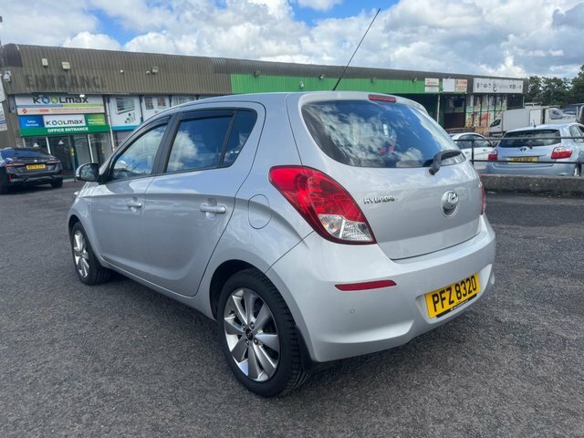 Hyundai I20 Active White #2