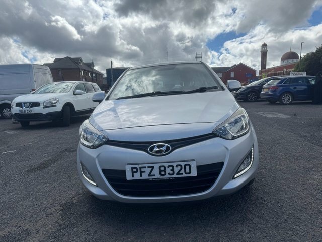 Hyundai I20 Active White #3