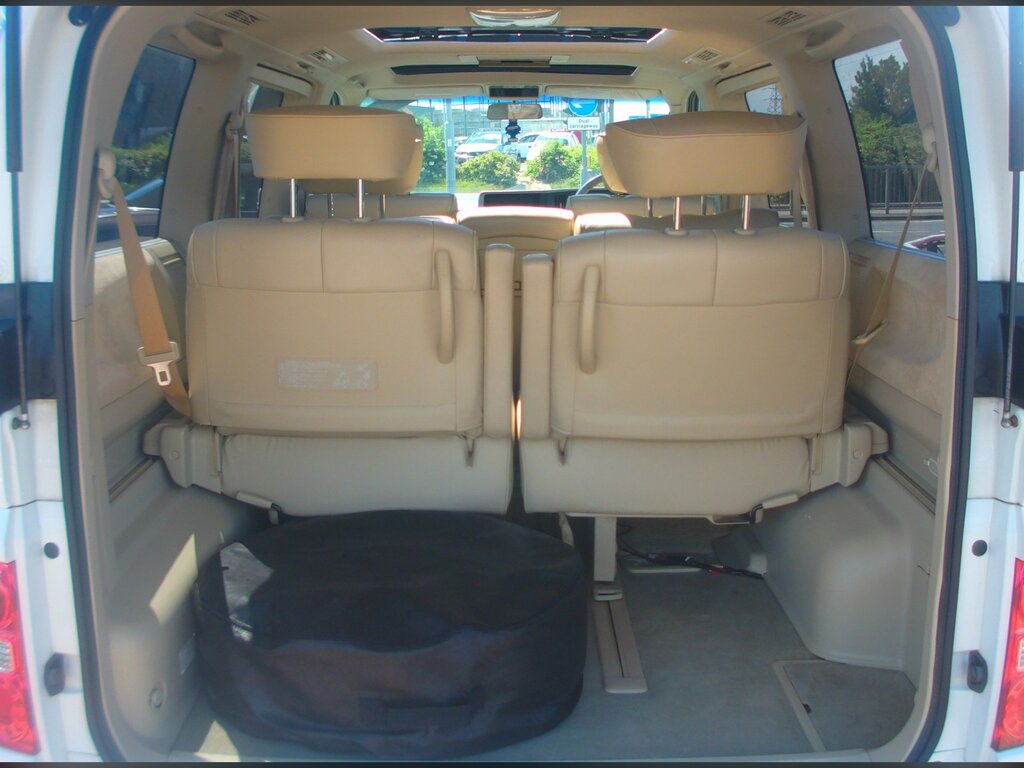Nissan Elgrand E51 Black #7
